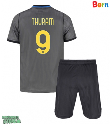 Inter Milan Marcus Thuram #9 Replika Babytøj Tredje sæt Børn 2026-27 Kortærmet (+ Korte bukser)